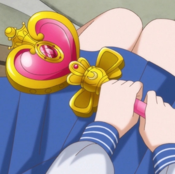 💗 Neo Queen Serenity Heart Earrings - Picture 2 of 6